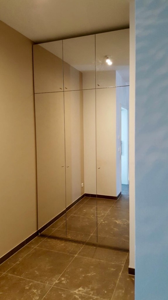 Einbauschrank verspiegelt von Inlignum Möbel