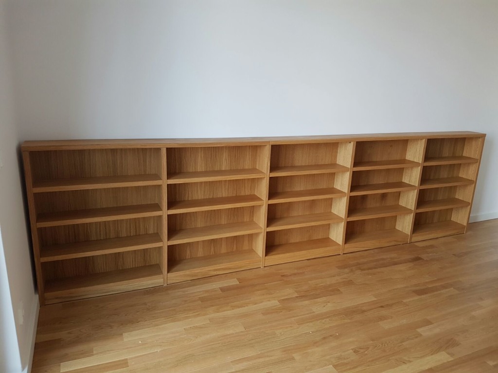 Bücherregal nach Maß von Inlignum Möbel