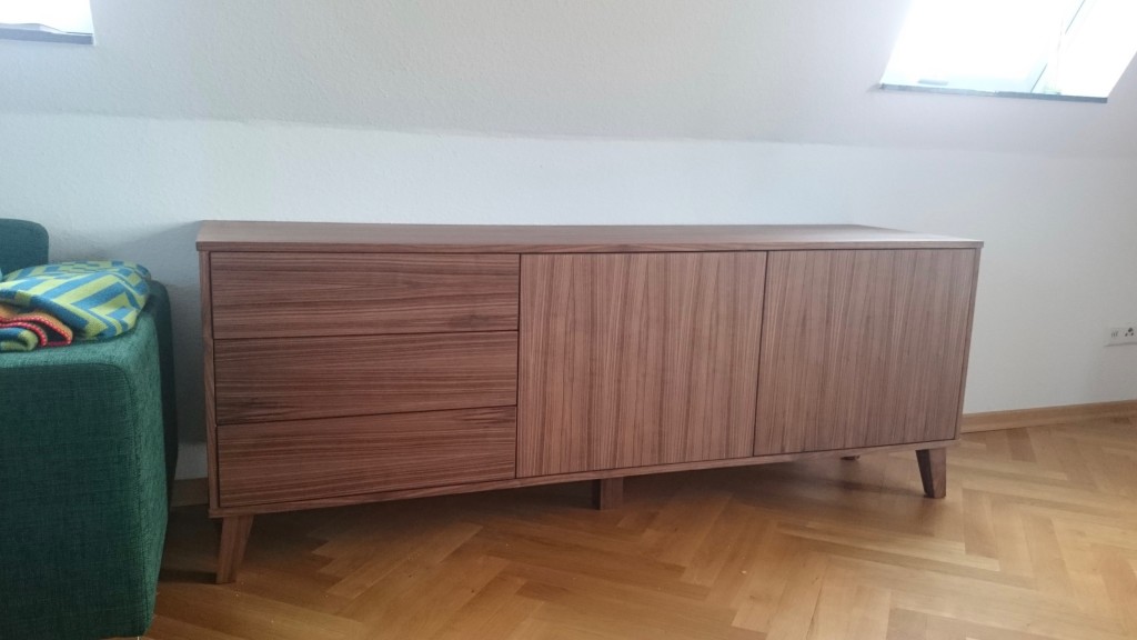 Sideboard ohne Griffe von Inlignum Möbel