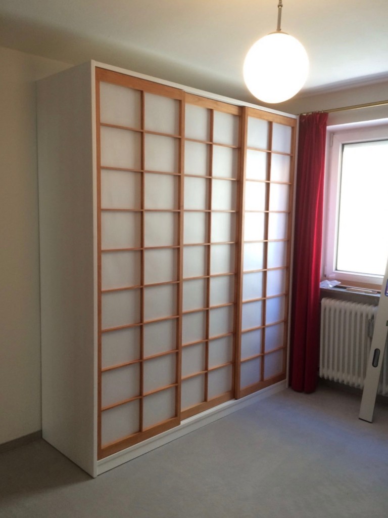 Schrank mit Schiebetüren im Shoji Look von Inlignum Möbel