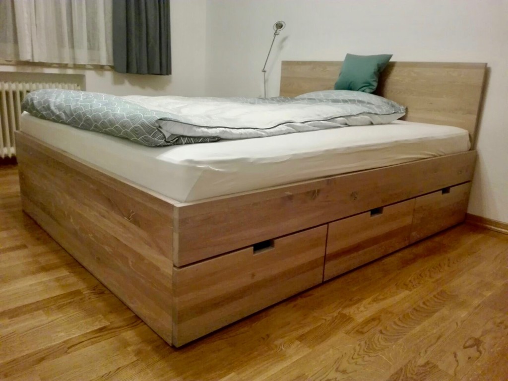 Komfortbett nach Maß aus Vollholz von Inlignum Möbel
