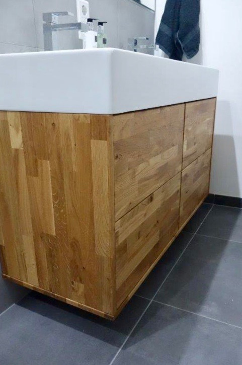 Waschtisch aus Echtholz von inlignum Möbel
