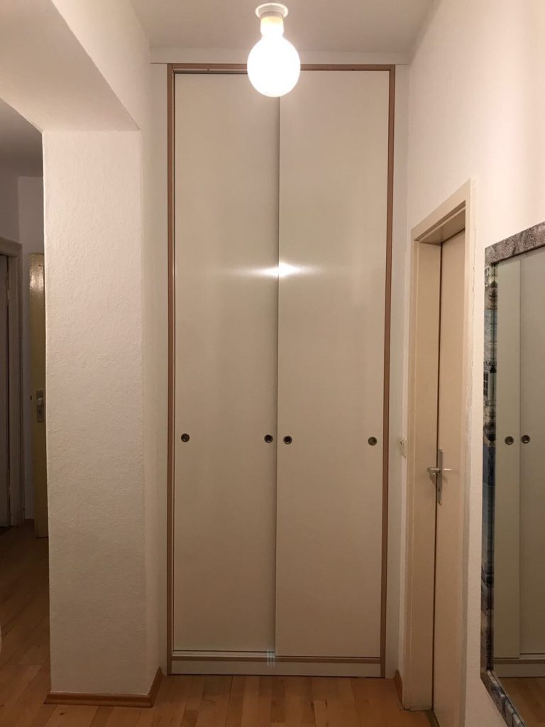 Nischenschrank nach Maß von Inlignum Möbel - Der perfekte Flurschrank